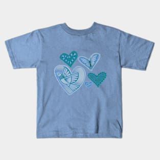 Love makes hearts take flight - moody blue Kids T-Shirt